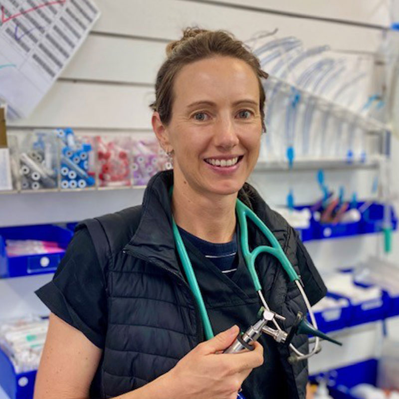 Dr Hannah Vickery